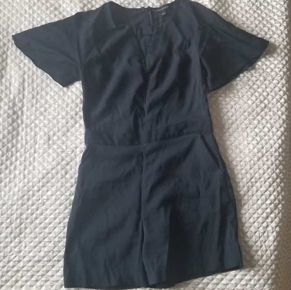 Banana Republic Small Black Keyhole Romper - Picture 2 of 3